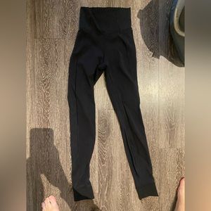 Lululemon black mesh leggings